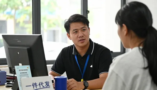 办公用品套装在商贸领域的应用趋势分析